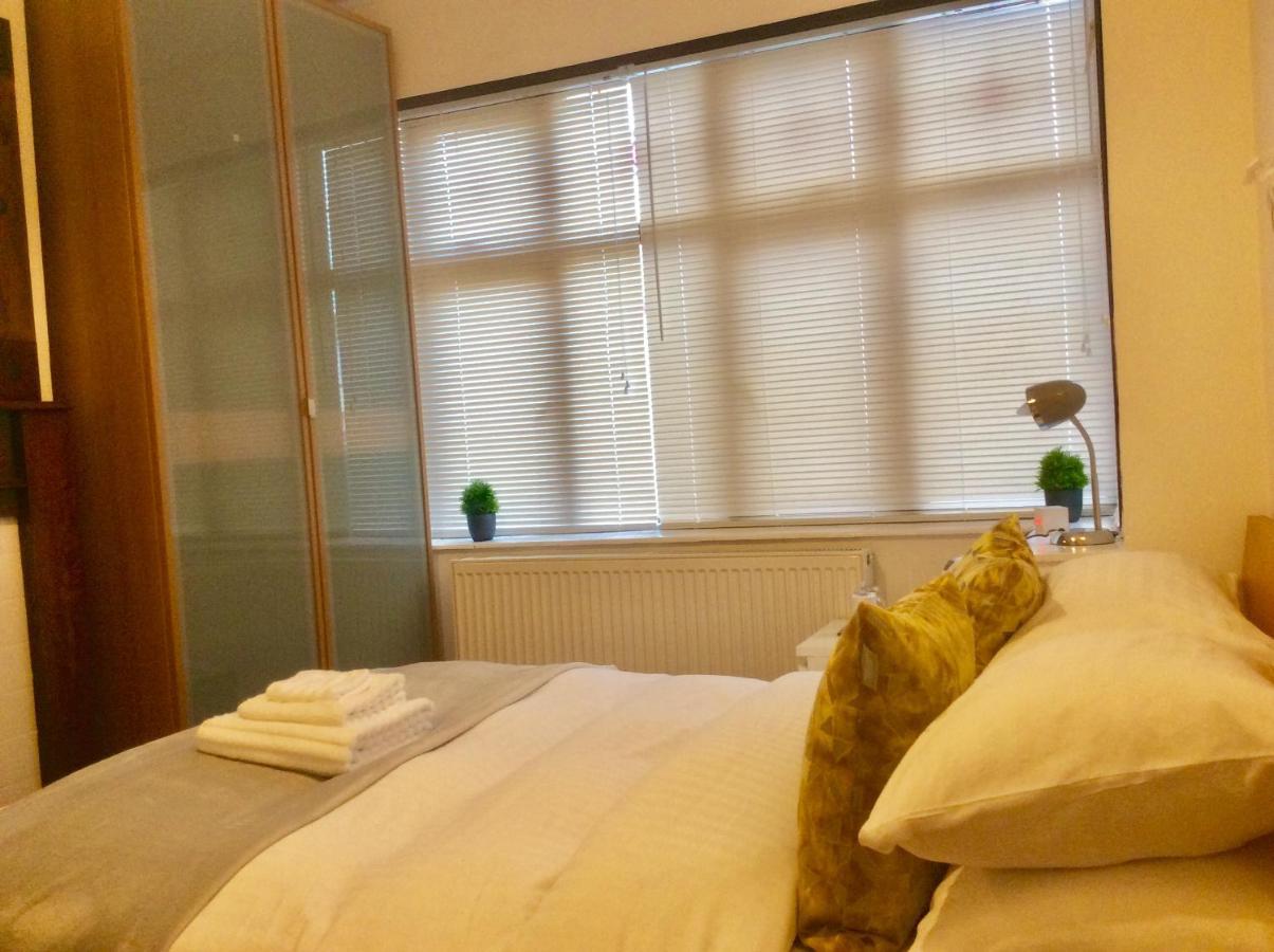 Bed and Breakfast Gateway House Дидкот Экстерьер фото